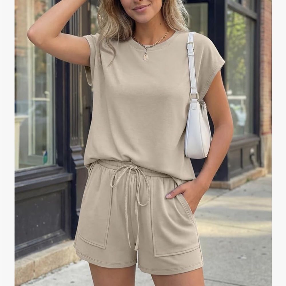 Casual Beige short set